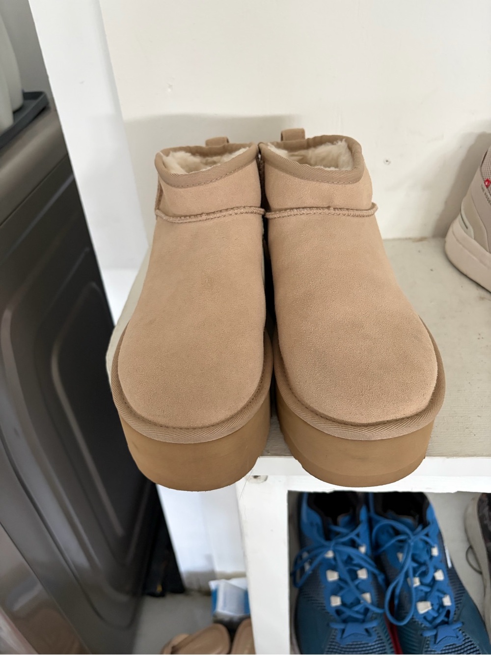 Ugg 8 Women's Tan Shearling-Lined Platform Slip-On Boots